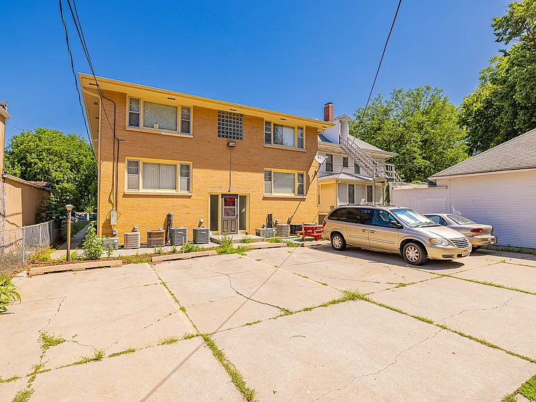 1731 E St #11 — Photo 18