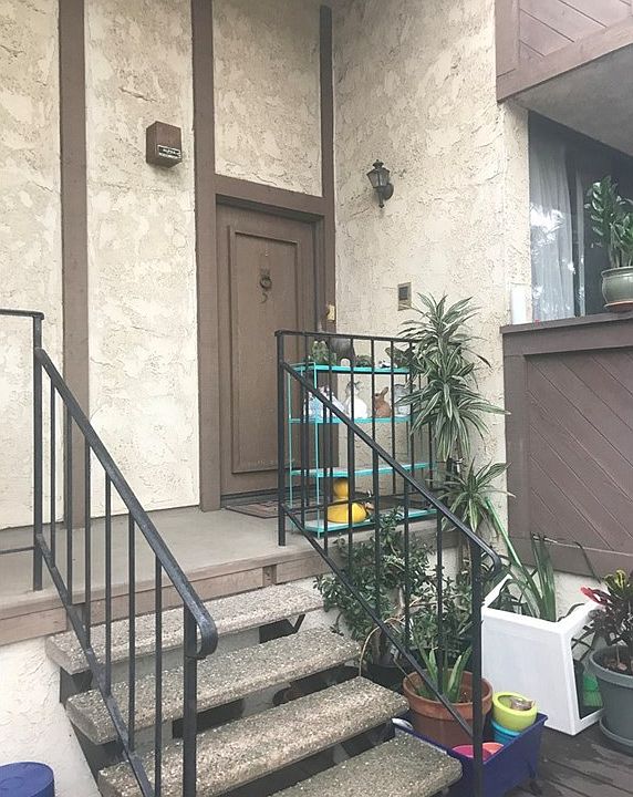 1st image of 1832 Oak Tree Dr APT 5