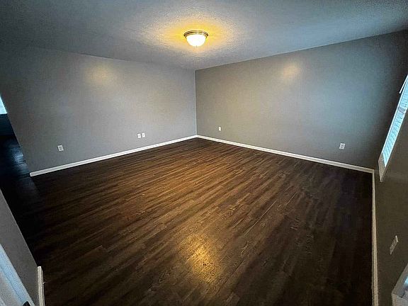Living Room (116 Wood Ln)