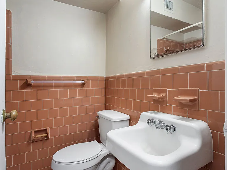 2602 Grove Ave — Photo 16