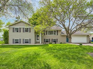 11833 Kentucky Ave N, Champlin, MN 55316