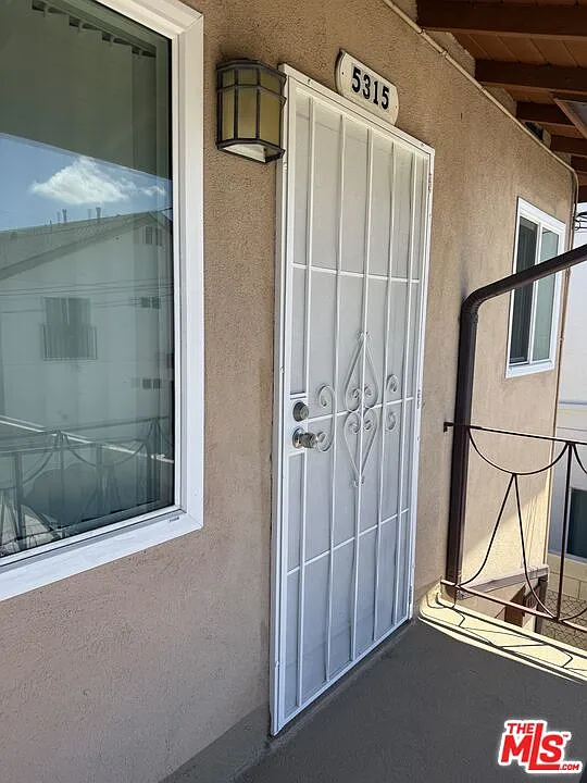 1 bed, 1.0 bath, 465 sqft, $1,600 — Photo 3
