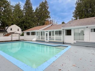 3522 SW Marine Dr, Vancouver, BC V6N 3Z2