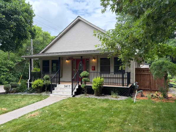 2417 Bourne Ave, Saint Paul, MN 55108