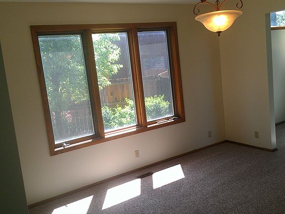 3rd image of 3469 E Tree Farm Ln