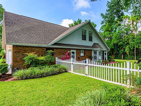4th image of 21 Winding Creek Way