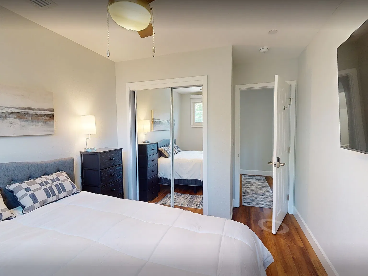 172 Knox Court - Unit 3: Respite ( Level 2) — Photo 2