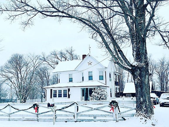 3rd image of 1847 Orchard Rd