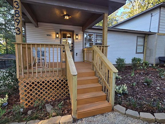 4th image of 3893 Parkwood Rd SE