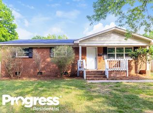 1112 Echo Glen Rd, Charlotte, NC 28213