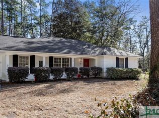 8 Chesterfield Ct, Savannah, GA 31419