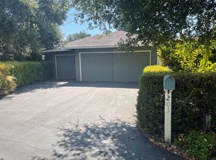 203 Felton Dr, Menlo Park, CA 94025