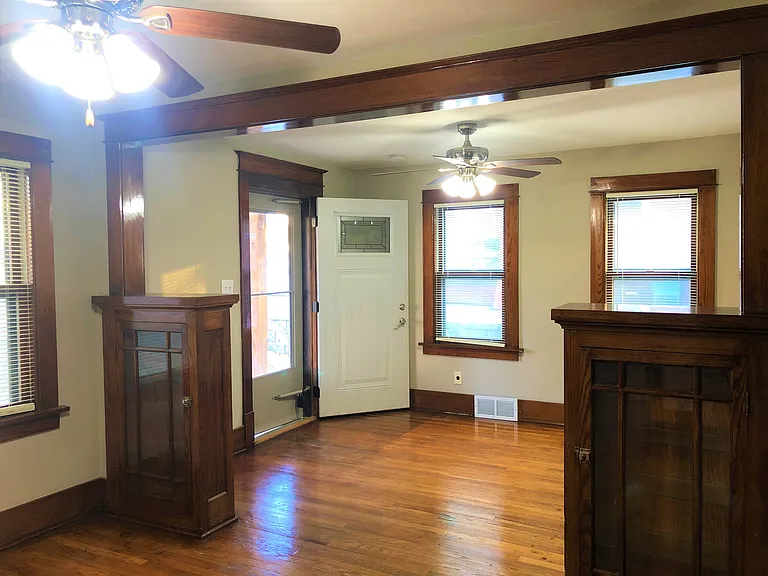 2518 S 46th Ave — Photo 5