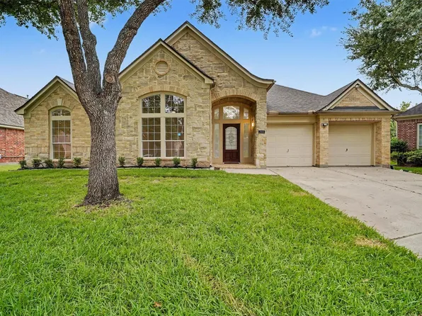 2905 Summer Cape Ct, League City, TX 77573