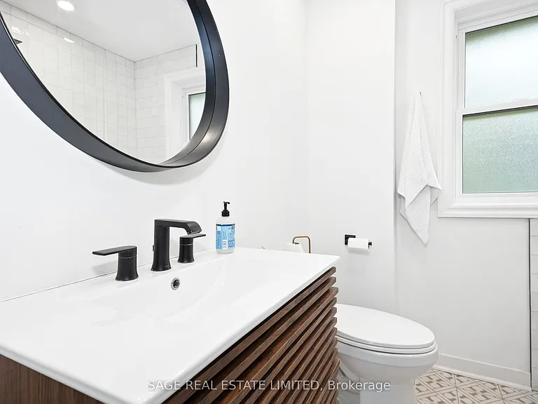 44 Pepler Ave — Photo 21