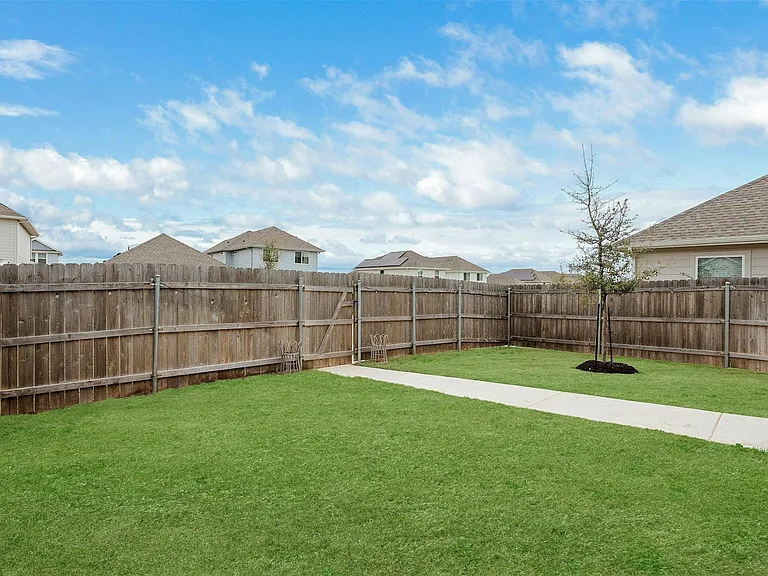 9605 Grapevine Leaf Dr — Photo 13