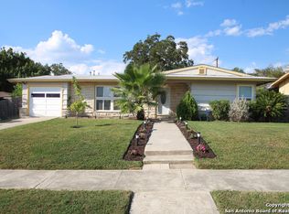 439 Shadywood Ln, San Antonio, TX 78216