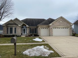 39W849 N Hathaway Ln, Geneva, IL 60134