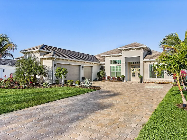 13832 Blue Bay Cir — Photo 2