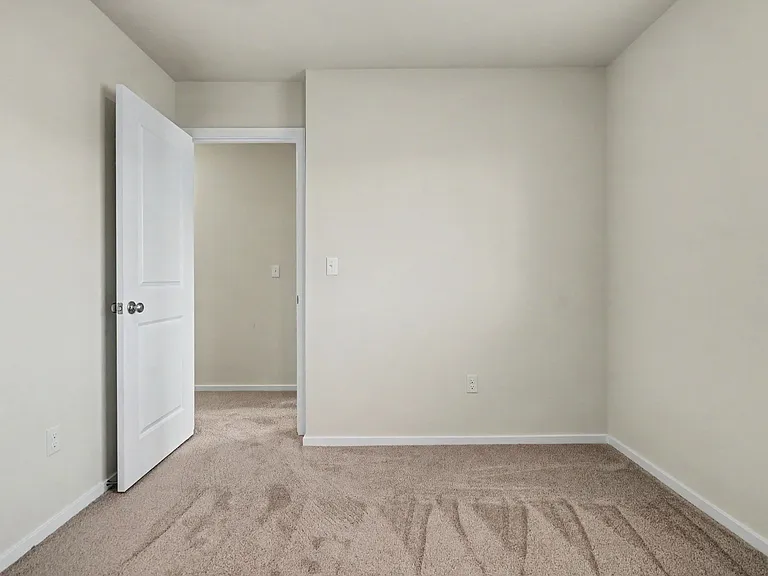 4748 Astronaut Ave NE — Photo 33