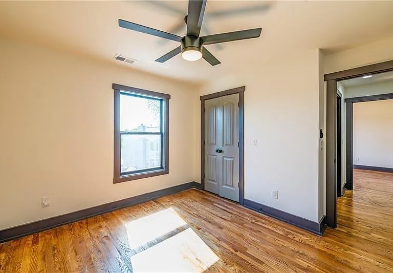 767 Terry St SE #B — Photo 17