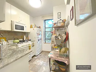 Rented by ZealEstate Group Inc