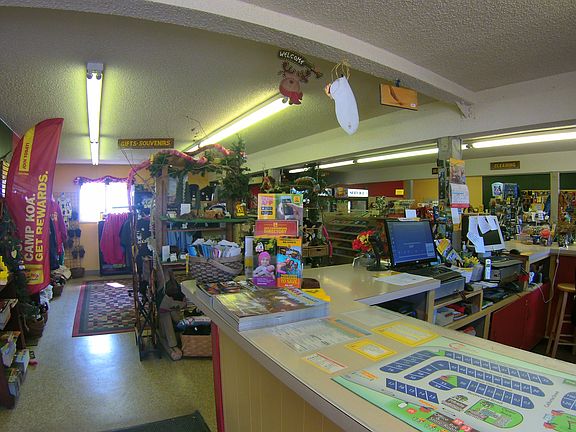 2nd image of 4050 North Highway 101