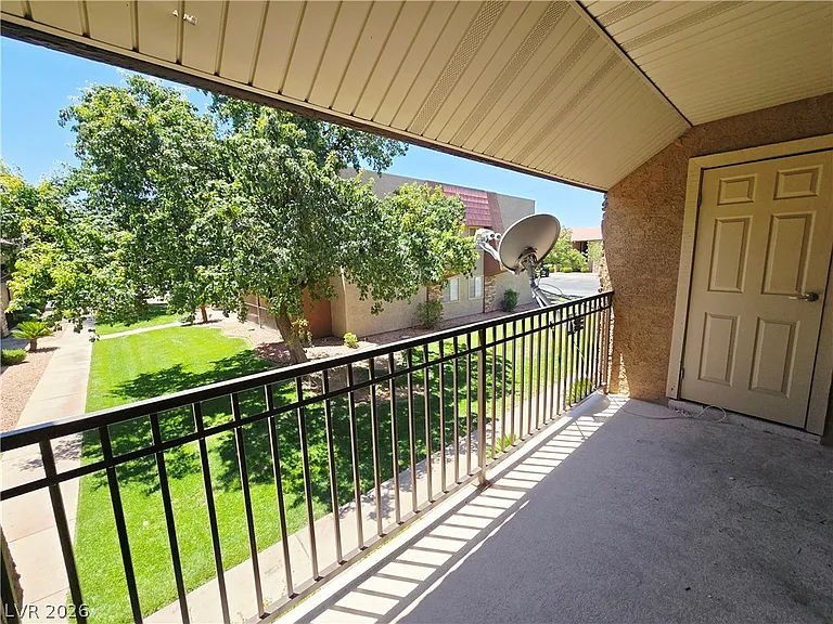 5081 River Glen Dr #104 — Photo 26