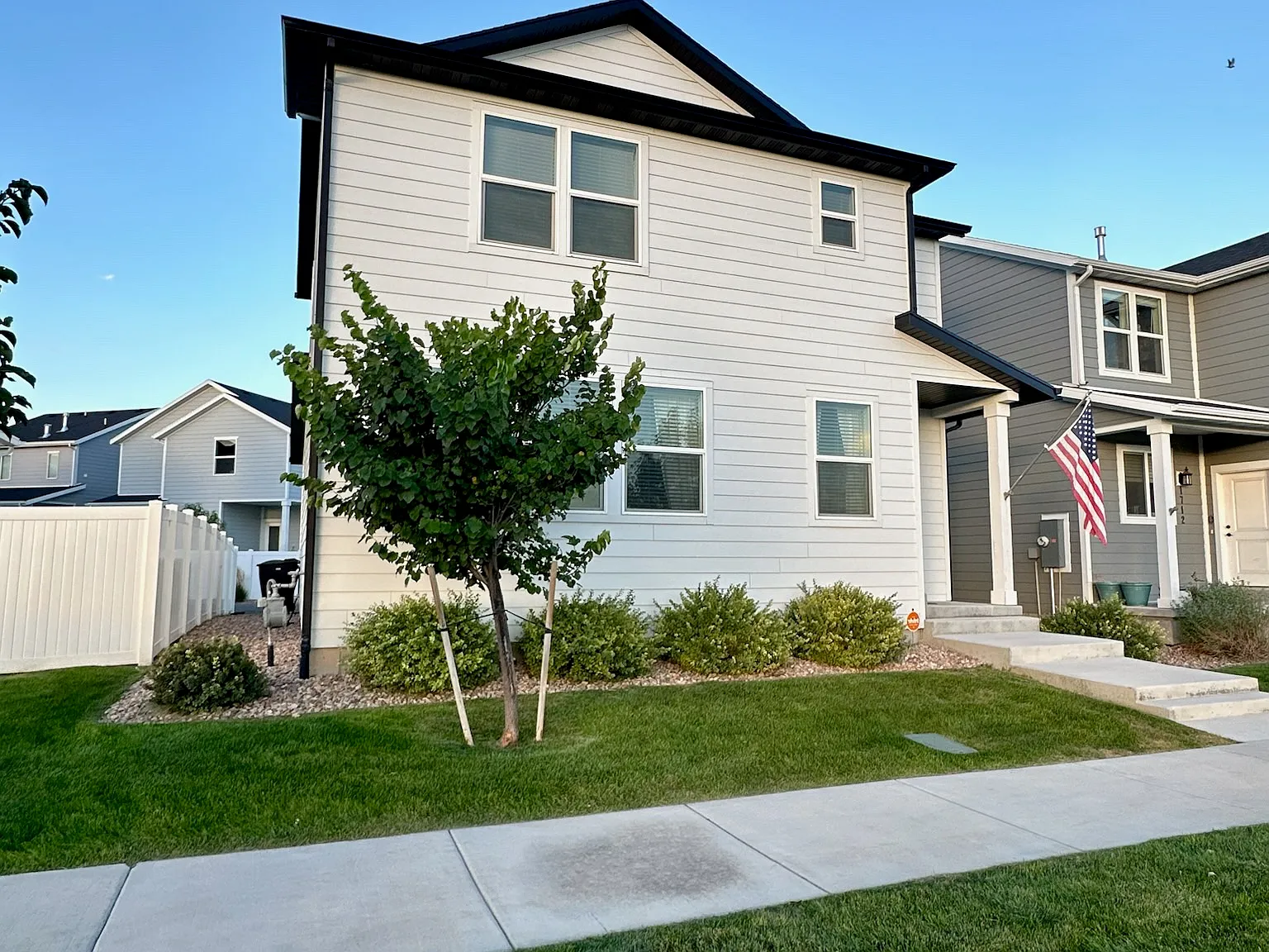 3 bed, 1554 sqft, $2,150 — Photo 2