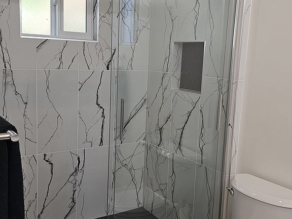 Master Bath - shower