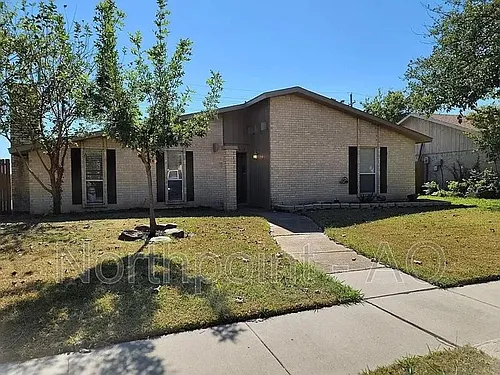 1362 Applegate Dr Photo 1