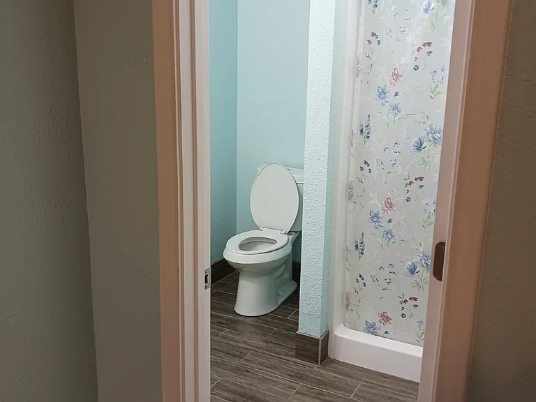 719 Canyon Acres #1 — Photo 10