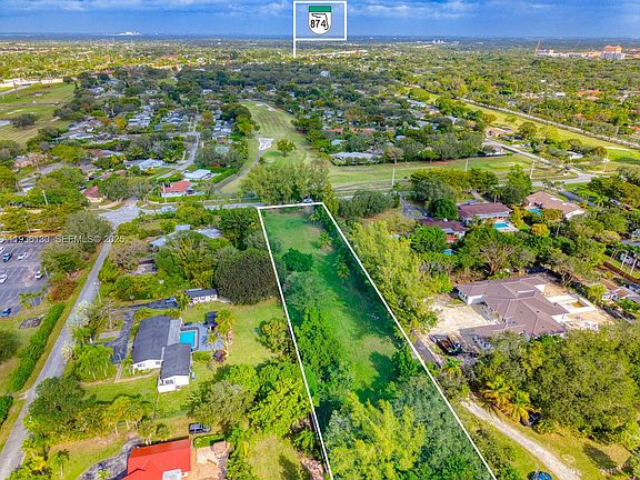 5th image of 9840 SW 104th St
