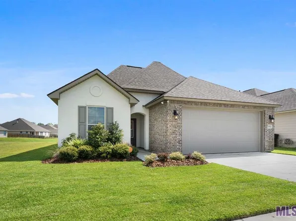 7731 W Pelican Lakes Ave, Baton Rouge, LA 70820