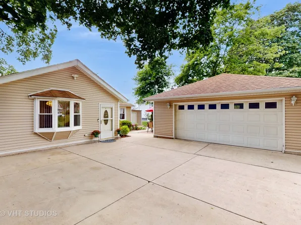 1385 E Forest Ave, Des Plaines, IL 60018