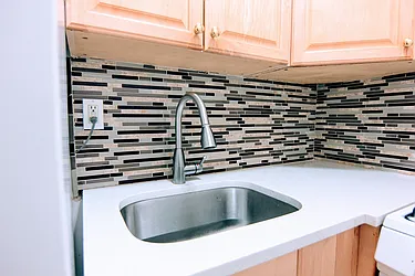 Rented by HOLTON REAL ESTATE INC.