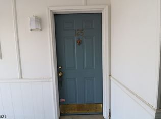 125 Lindsey Ct, Franklin Park, NJ 08823