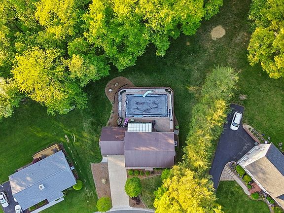 4th image of 435 Brookhill Dr