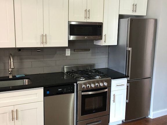 2nd image of 272 W 115th St APT 3A