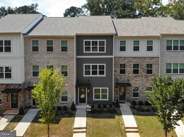 5455 Blossomwood Trl SW, Mableton, GA 30126