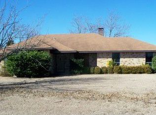 205 Prairie View Ln, Red Oak, TX 75154