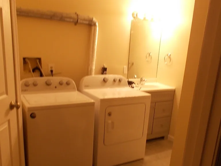 1046 Agate Dr #1 — Photo 8