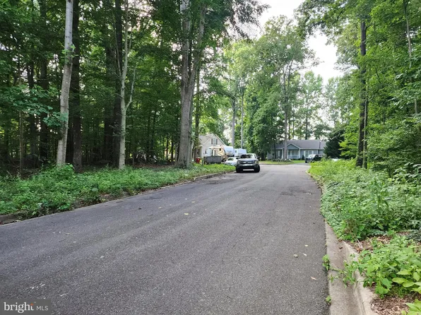 38 Saint Collom Dr, Frederica, DE 19946