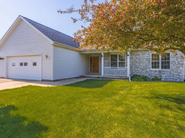 507 Lloyd Dr, Dwight, IL 60420