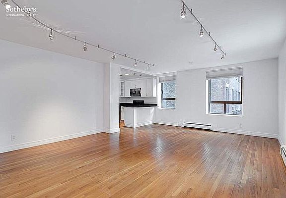 2nd image of 250 W 88th St APT 209