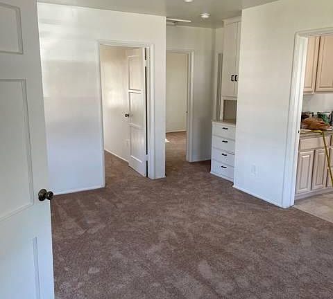 4th image of 4129 Ocean View Blvd #1/2