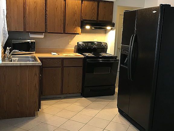 5th image of 2570 Janco Ave