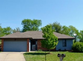 3239 W El Castile St, Springfield, MO 65807