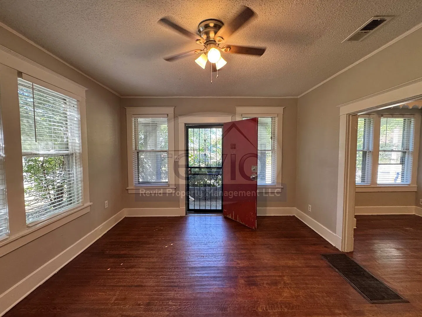 1536 Tutwiler Ave — Photo 4