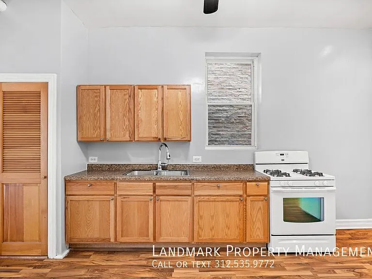 1124 N Wolcott Ave #1 — Photo 3